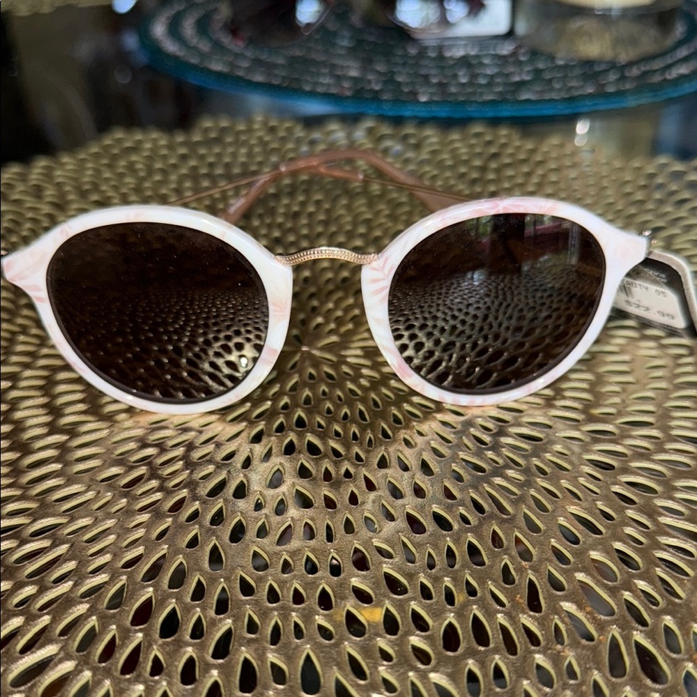 Foster Grant Pink and Brown Sunglasses